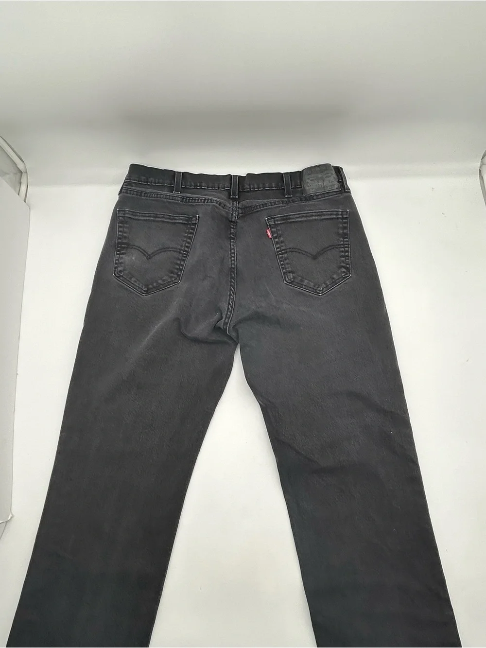Levis seat cut